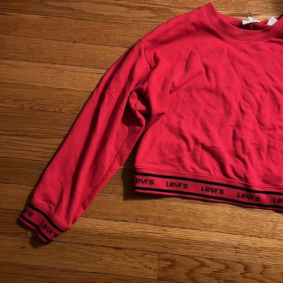 Levi's Small Red Sweater - Picture 2 of 4